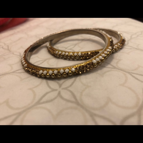 Brand new pair of ‘lak’ bangles with rhinestone - Picture 5 of 10